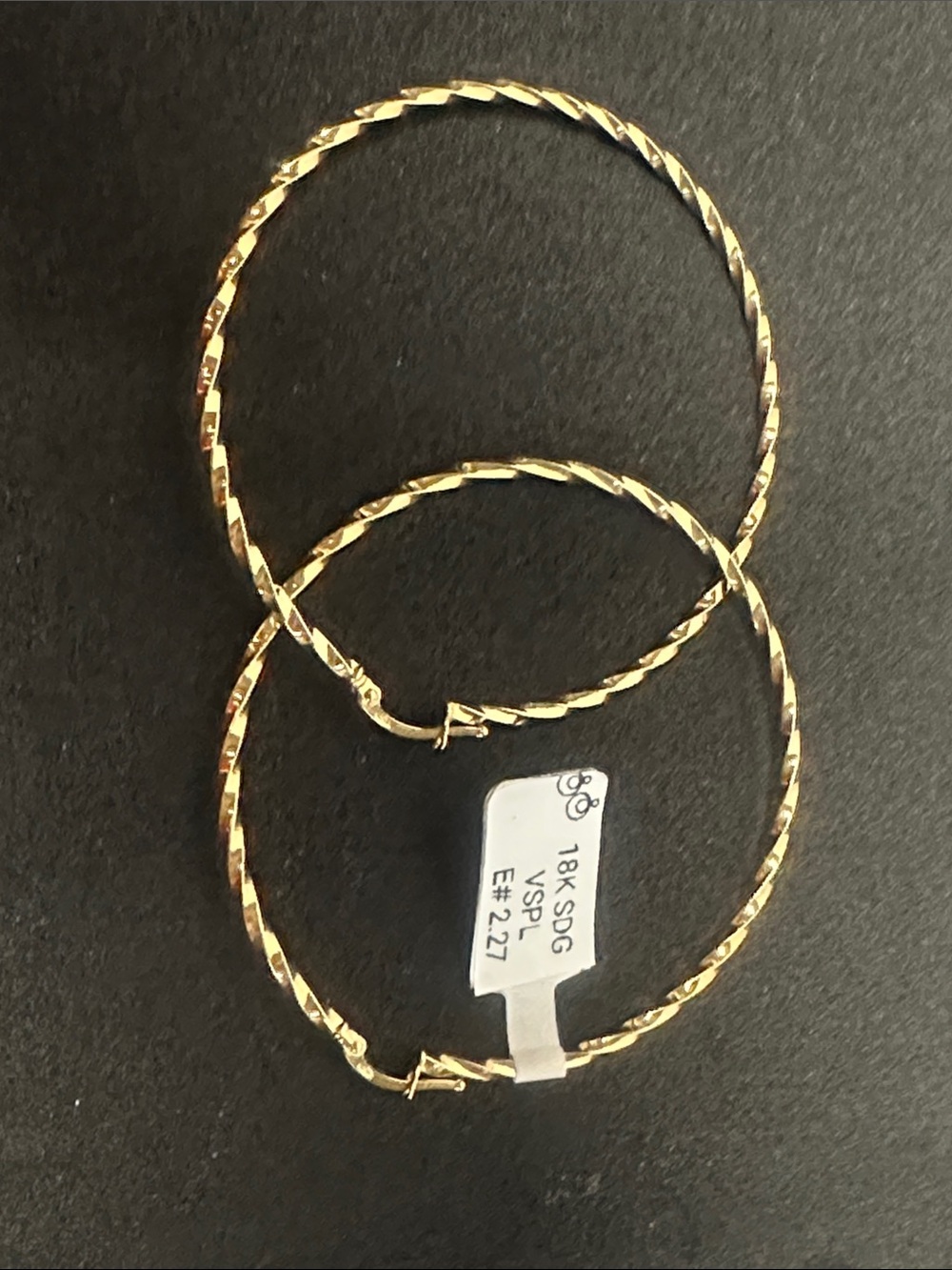 18K Saudi Gold Twisted Hoop Earring